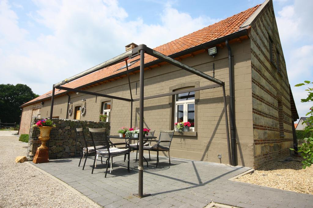 B&B Crijbohoeve Zutendaal Exteriör bild